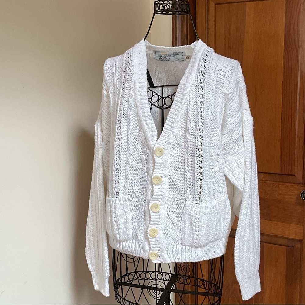 Linen Collection by Gaeltarra, Medium